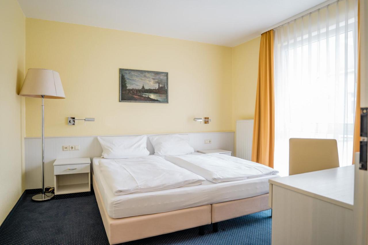 Point Hotel Apartments And Rooms Dresden Exterior foto
