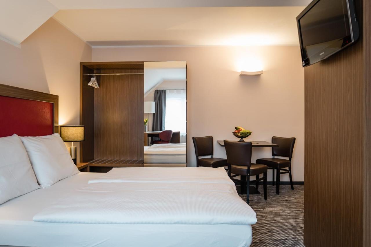 Point Hotel Apartments And Rooms Dresden Exterior foto